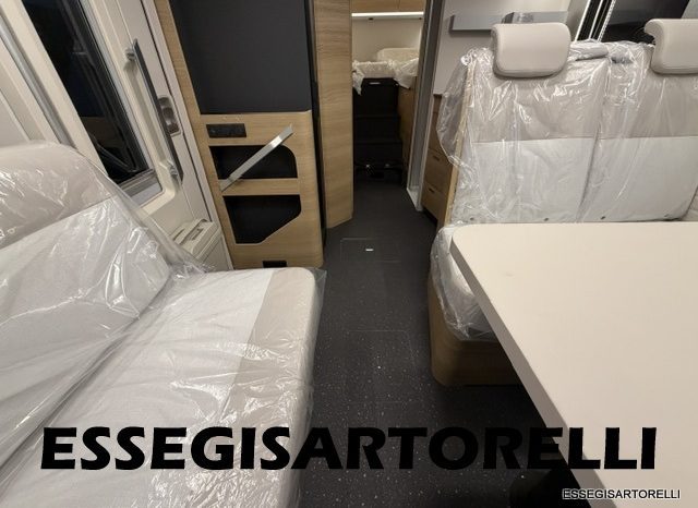 ADRIA NEW MATRIX SELECT M 670 SL 2027 GARAGE, LETTI GEMELLI, DOPPIO PAVIMENTO pieno