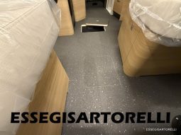 ADRIA NEW MATRIX SELECT M 670 SL 2027 GARAGE, LETTI GEMELLI, DOPPIO PAVIMENTO pieno