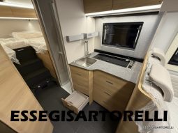 ADRIA NEW MATRIX SELECT M 670 SL 2027 GARAGE, LETTI GEMELLI, DOPPIO PAVIMENTO pieno