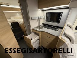 ADRIA NEW MATRIX SELECT M 670 SL 2027 GARAGE, LETTI GEMELLI, DOPPIO PAVIMENTO pieno