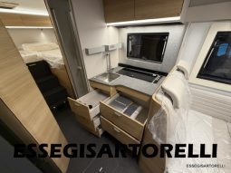 ADRIA NEW MATRIX SELECT M 670 SL 2027 GARAGE, LETTI GEMELLI, DOPPIO PAVIMENTO pieno