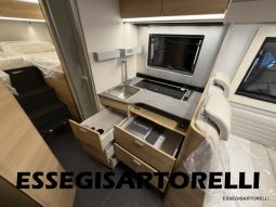 ADRIA NEW MATRIX SELECT M 670 SL 2027 GARAGE, LETTI GEMELLI, DOPPIO PAVIMENTO pieno