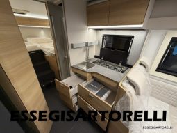 ADRIA NEW MATRIX SELECT M 670 SL 2027 GARAGE, LETTI GEMELLI, DOPPIO PAVIMENTO pieno
