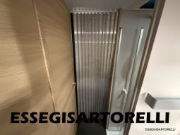 ADRIA NEW MATRIX SELECT M 670 SL 2027 GARAGE, LETTI GEMELLI, DOPPIO PAVIMENTO pieno