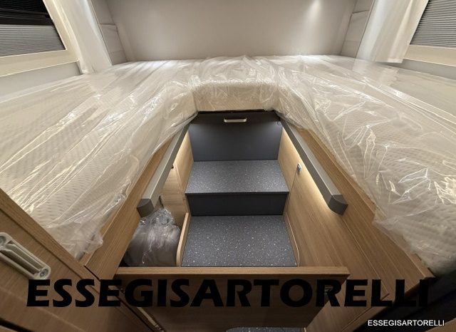 ADRIA NEW MATRIX SELECT M 670 SL 2027 GARAGE, LETTI GEMELLI, DOPPIO PAVIMENTO pieno