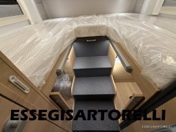 ADRIA NEW MATRIX SELECT M 670 SL 2027 GARAGE, LETTI GEMELLI, DOPPIO PAVIMENTO pieno