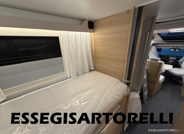 ADRIA NEW MATRIX SELECT M 670 SL 2027 GARAGE, LETTI GEMELLI, DOPPIO PAVIMENTO pieno