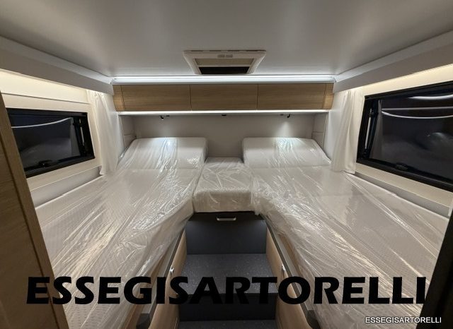 ADRIA NEW MATRIX SELECT M 670 SL 2027 GARAGE, LETTI GEMELLI, DOPPIO PAVIMENTO pieno