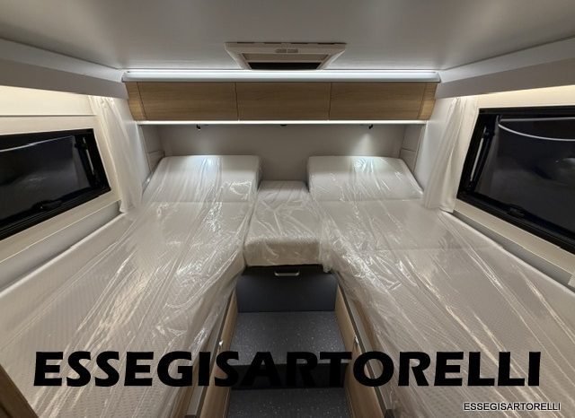 ADRIA NEW MATRIX SELECT M 670 SL 2027 GARAGE, LETTI GEMELLI, DOPPIO PAVIMENTO pieno