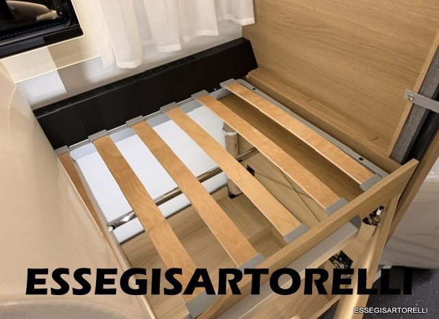 ADRIA NEW MATRIX SELECT M 670 SL 2027 GARAGE, LETTI GEMELLI, DOPPIO PAVIMENTO pieno