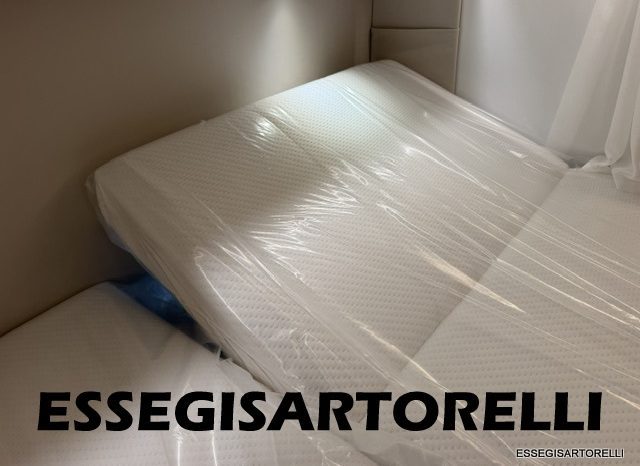ADRIA NEW MATRIX SELECT M 670 SL 2027 GARAGE, LETTI GEMELLI, DOPPIO PAVIMENTO pieno