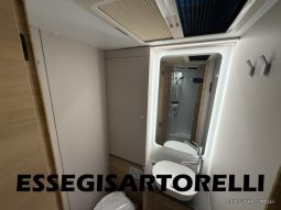 ADRIA NEW MATRIX SELECT M 670 SL 2027 GARAGE, LETTI GEMELLI, DOPPIO PAVIMENTO pieno
