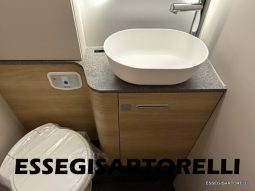 ADRIA NEW MATRIX SELECT M 670 SL 2027 GARAGE, LETTI GEMELLI, DOPPIO PAVIMENTO pieno