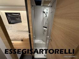 ADRIA NEW MATRIX SELECT M 670 SL 2027 GARAGE, LETTI GEMELLI, DOPPIO PAVIMENTO pieno