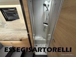 ADRIA NEW MATRIX SELECT M 670 SL 2027 GARAGE, LETTI GEMELLI, DOPPIO PAVIMENTO pieno