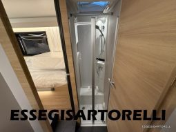ADRIA NEW MATRIX SELECT M 670 SL 2027 GARAGE, LETTI GEMELLI, DOPPIO PAVIMENTO pieno
