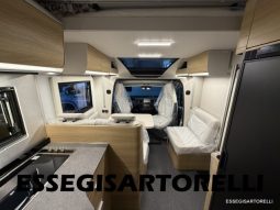 ADRIA NEW MATRIX SELECT M 670 SL 2027 GARAGE, LETTI GEMELLI, DOPPIO PAVIMENTO pieno