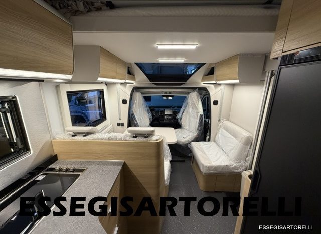 ADRIA NEW MATRIX SELECT M 670 SL 2027 GARAGE, LETTI GEMELLI, DOPPIO PAVIMENTO pieno