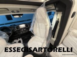 ADRIA NEW MATRIX SELECT M 670 SL 2027 GARAGE, LETTI GEMELLI, DOPPIO PAVIMENTO pieno