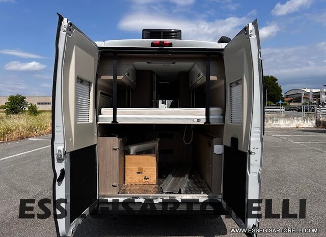 OCCASIONE : CHAUSSON PREMIUM V 690 160 CV AUTOMATICO 2023 FULL km 9.618 DOPPIO CLIMA pieno