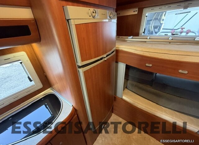 MOBILVETTA KEA M 71 D MANSARDATO FULL OPTIONAL 2008 CLIMA CELLULA, PARABOLA, 7 POSTI pieno