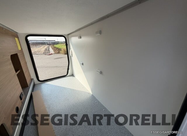 CHAUSSON NEW TITANIUM LINE 777 2027 AUTOMATICO 165 CV POWER LETTI GEMELLI GARAGE E BASCULANTE pieno