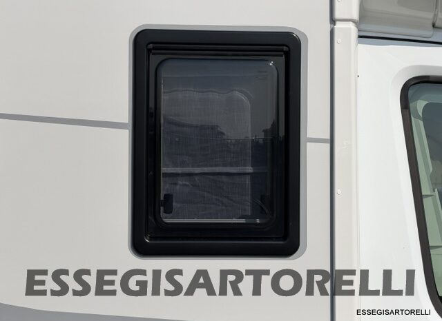CHAUSSON NEW TITANIUM LINE 777 2027 AUTOMATICO 165 CV POWER LETTI GEMELLI GARAGE E BASCULANTE pieno