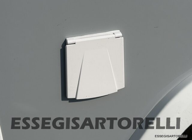 CHAUSSON NEW TITANIUM LINE 777 2027 AUTOMATICO 165 CV POWER LETTI GEMELLI GARAGE E BASCULANTE pieno