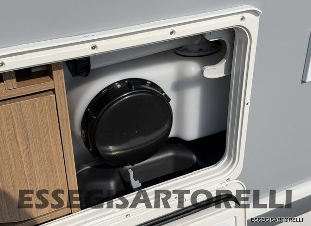 CHAUSSON NEW TITANIUM LINE 777 2027 AUTOMATICO 165 CV POWER LETTI GEMELLI GARAGE E BASCULANTE pieno