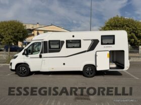 ADRIA NEW COMPACT DL SELECT 2027 LETTI GEMELLI E GARAGE 699 CM