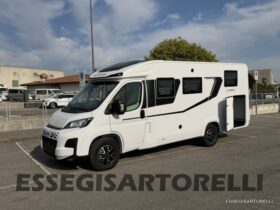 ADRIA NEW COMPACT DL SELECT 2027 LETTI GEMELLI E GARAGE 699 CM