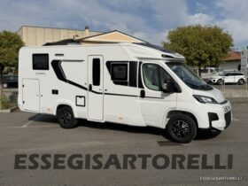ADRIA NEW COMPACT DL SELECT 2027 LETTI GEMELLI E GARAGE 699 CM