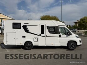 ADRIA NEW COMPACT DL SELECT 2027 LETTI GEMELLI E GARAGE 699 CM