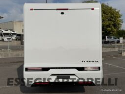 ADRIA NEW COMPACT DL SELECT 2027 LETTI GEMELLI E GARAGE 699 CM pieno