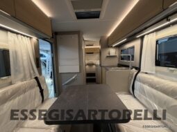 ADRIA NEW COMPACT DL SELECT 2027 LETTI GEMELLI E GARAGE 699 CM pieno