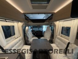 ADRIA NEW COMPACT DL SELECT 2027 LETTI GEMELLI E GARAGE 699 CM pieno