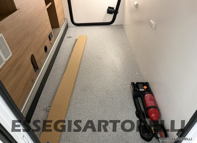 CHAUSSON NEW TITANIUM LINE 777 2027 AUTOMATICO 165 CV POWER LETTI GEMELLI GARAGE E BASCULANTE pieno