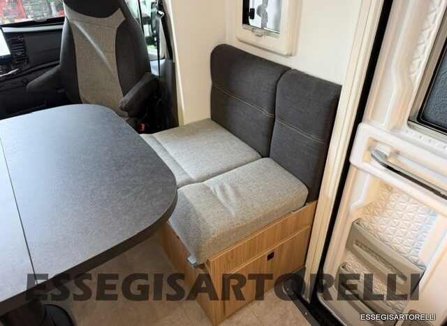 CHAUSSON NEW TITANIUM LINE 777 2027 AUTOMATICO 165 CV POWER LETTI GEMELLI GARAGE E BASCULANTE pieno