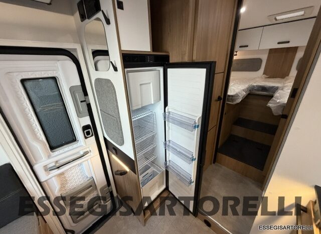 CHAUSSON NEW TITANIUM LINE 777 2027 AUTOMATICO 165 CV POWER LETTI GEMELLI GARAGE E BASCULANTE pieno
