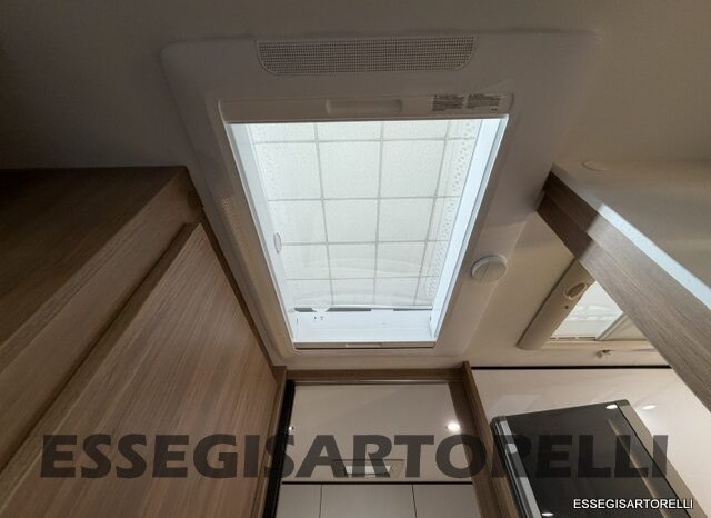 CHAUSSON NEW TITANIUM LINE 777 2027 AUTOMATICO 165 CV POWER LETTI GEMELLI GARAGE E BASCULANTE pieno