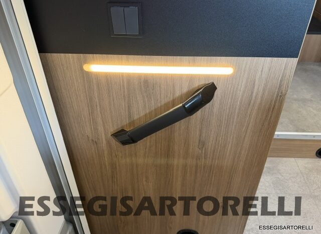 CHAUSSON NEW TITANIUM LINE 777 2027 AUTOMATICO 165 CV POWER LETTI GEMELLI GARAGE E BASCULANTE pieno