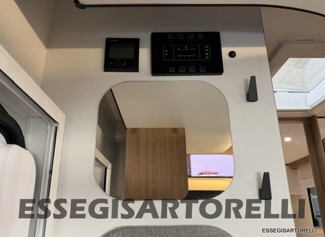 CHAUSSON NEW TITANIUM LINE 777 2027 AUTOMATICO 165 CV POWER LETTI GEMELLI GARAGE E BASCULANTE pieno