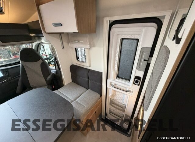 CHAUSSON NEW TITANIUM LINE 777 2027 AUTOMATICO 165 CV POWER LETTI GEMELLI GARAGE E BASCULANTE pieno
