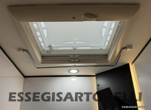 CHAUSSON NEW TITANIUM LINE 777 2027 AUTOMATICO 165 CV POWER LETTI GEMELLI GARAGE E BASCULANTE pieno