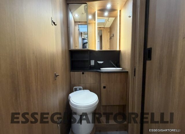 CHAUSSON NEW TITANIUM LINE 777 2027 AUTOMATICO 165 CV POWER LETTI GEMELLI GARAGE E BASCULANTE pieno
