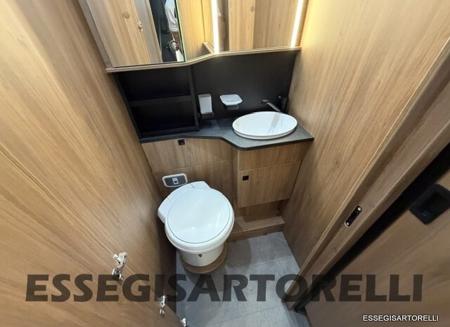 CHAUSSON NEW TITANIUM LINE 777 2027 AUTOMATICO 165 CV POWER LETTI GEMELLI GARAGE E BASCULANTE pieno