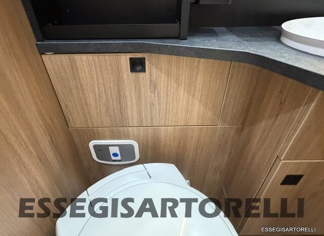 CHAUSSON NEW TITANIUM LINE 777 2027 AUTOMATICO 165 CV POWER LETTI GEMELLI GARAGE E BASCULANTE pieno