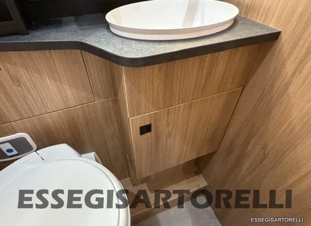 CHAUSSON NEW TITANIUM LINE 777 2027 AUTOMATICO 165 CV POWER LETTI GEMELLI GARAGE E BASCULANTE pieno