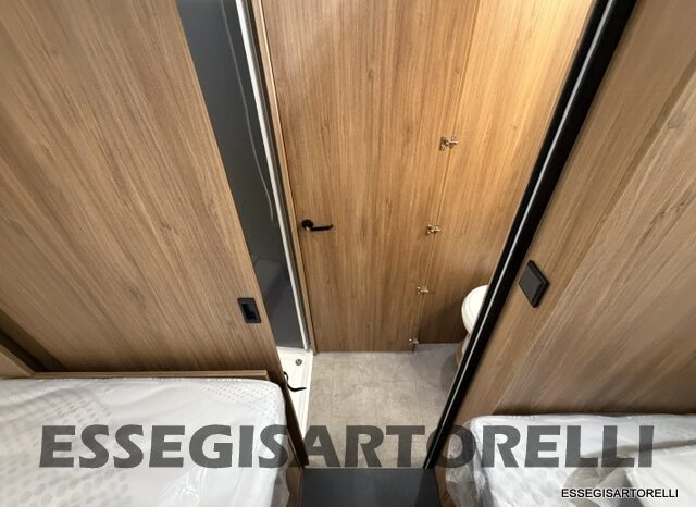 CHAUSSON NEW TITANIUM LINE 777 2027 AUTOMATICO 165 CV POWER LETTI GEMELLI GARAGE E BASCULANTE pieno