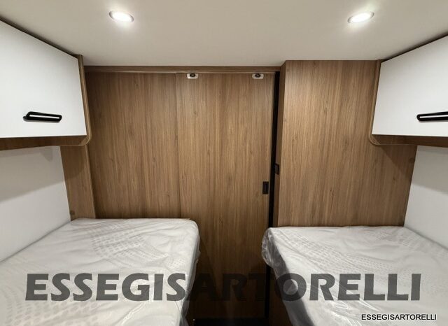 CHAUSSON NEW TITANIUM LINE 777 2027 AUTOMATICO 165 CV POWER LETTI GEMELLI GARAGE E BASCULANTE pieno